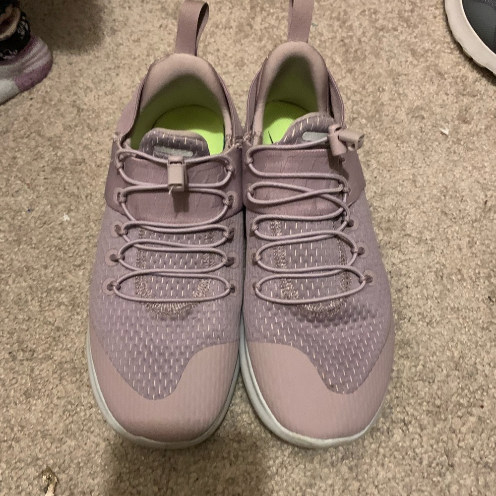 Running nike shoes